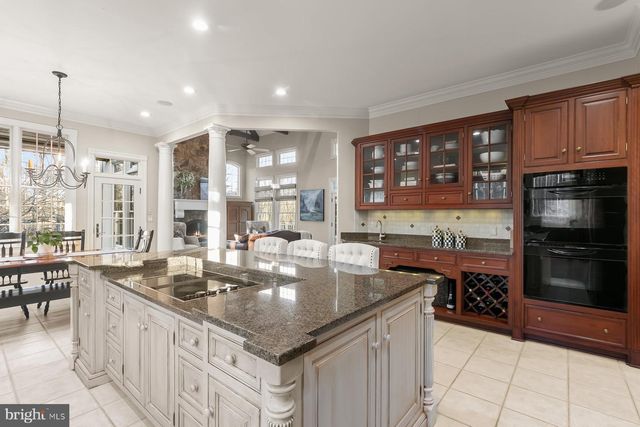 2890 HUNT VALLEY DR, Glenwood, MD 21738