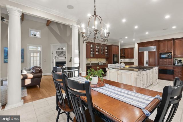 2890 HUNT VALLEY DR, Glenwood, MD 21738