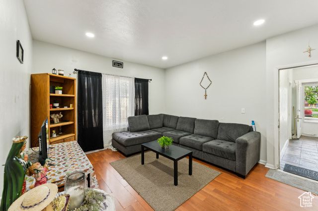 968 E CAPITOL ST, Ogden, UT 84401