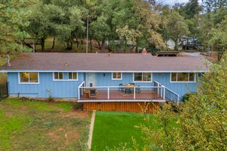 5255 Stanley Dr, Auburn, CA 95602