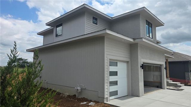 18429 W Long Street, Overland Park, KS 66013