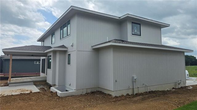 18429 W Long Street, Overland Park, KS 66013