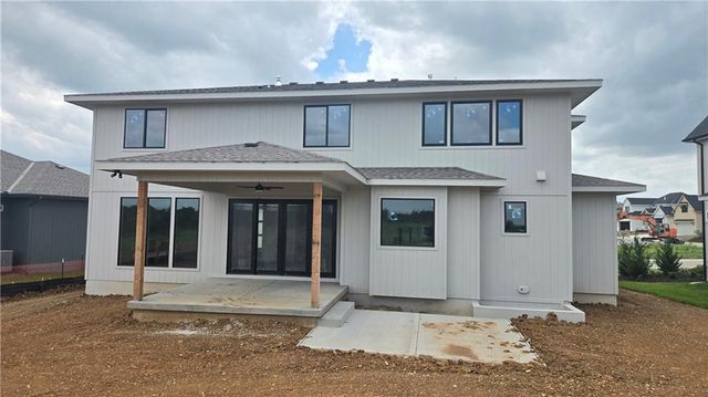 18429 W Long Street, Overland Park, KS 66013