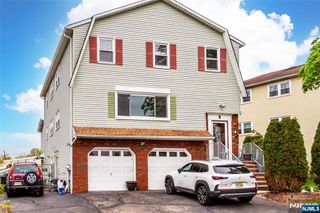 5 Garden Drive, Elmwood Park, NJ 07407