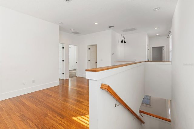 214 E FLORIBRASKA AVENUE, Tampa, FL 33603