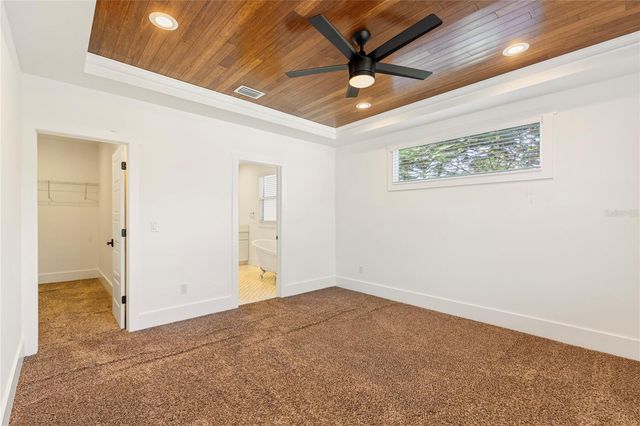 214 E FLORIBRASKA AVENUE, Tampa, FL 33603