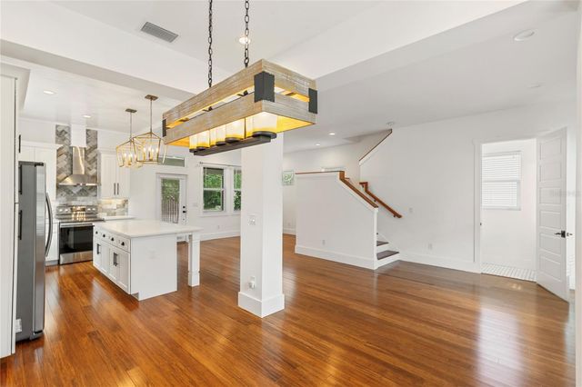 214 E FLORIBRASKA AVENUE, Tampa, FL 33603