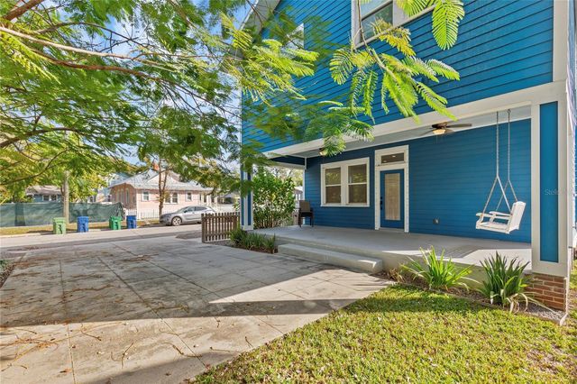 214 E FLORIBRASKA AVENUE, Tampa, FL 33603