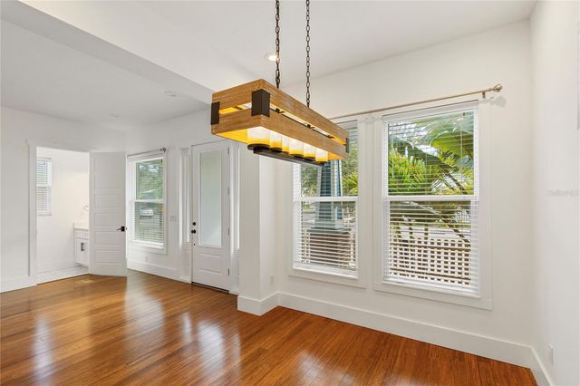 214 E FLORIBRASKA AVENUE, Tampa, FL 33603