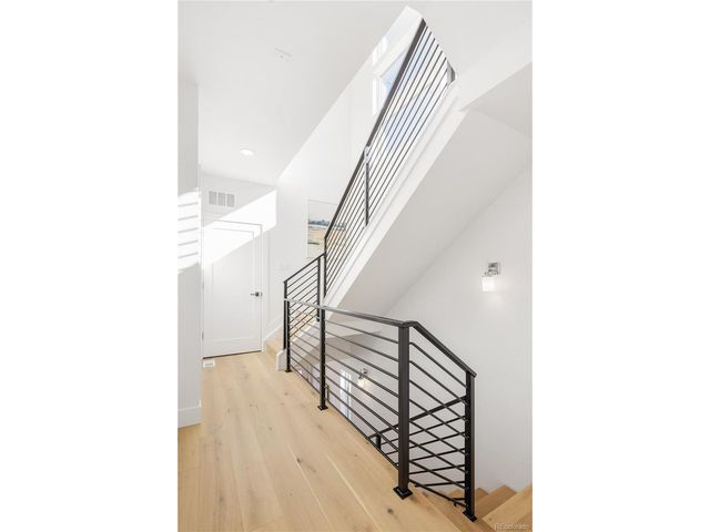 1219 Newton St, Denver, CO 80204