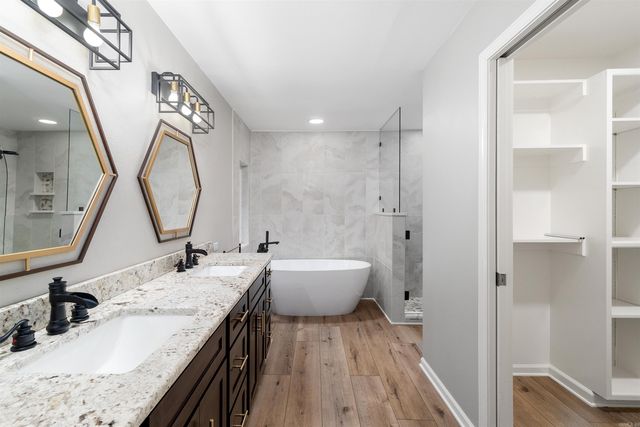 29 Ciento Way, Hot Springs Village, AR 71909