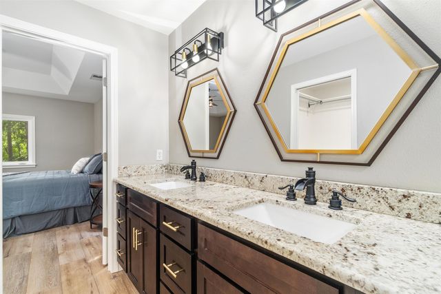 29 Ciento Way, Hot Springs Village, AR 71909