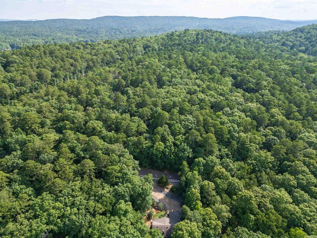 29 Ciento Way, Hot Springs Village, AR 71909