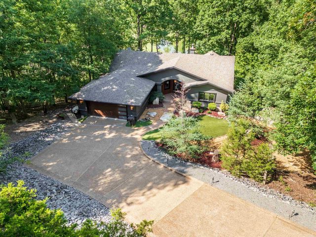 29 Ciento Way, Hot Springs Village, AR 71909