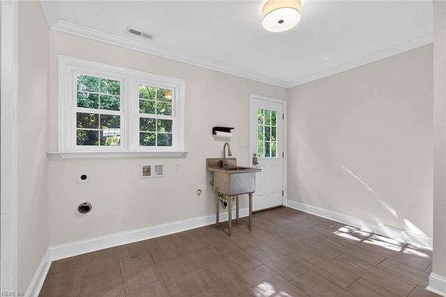 4341 Two Woods RD, Virginia Beach, VA 23455