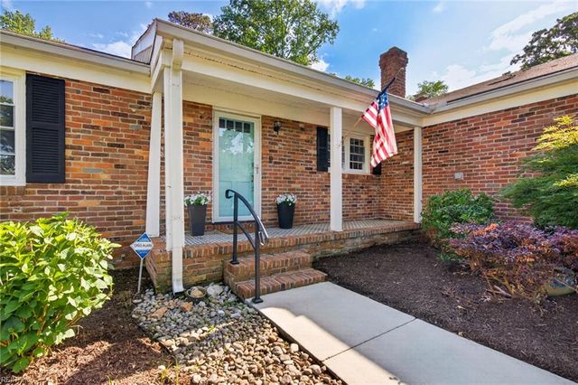 4341 Two Woods RD, Virginia Beach, VA 23455