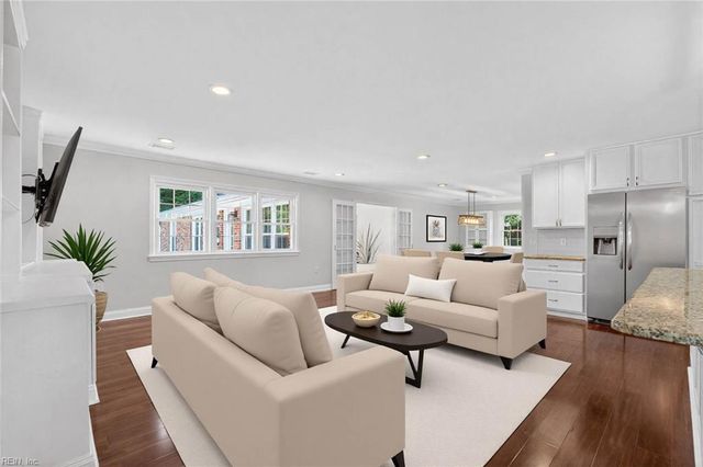 4341 Two Woods RD, Virginia Beach, VA 23455