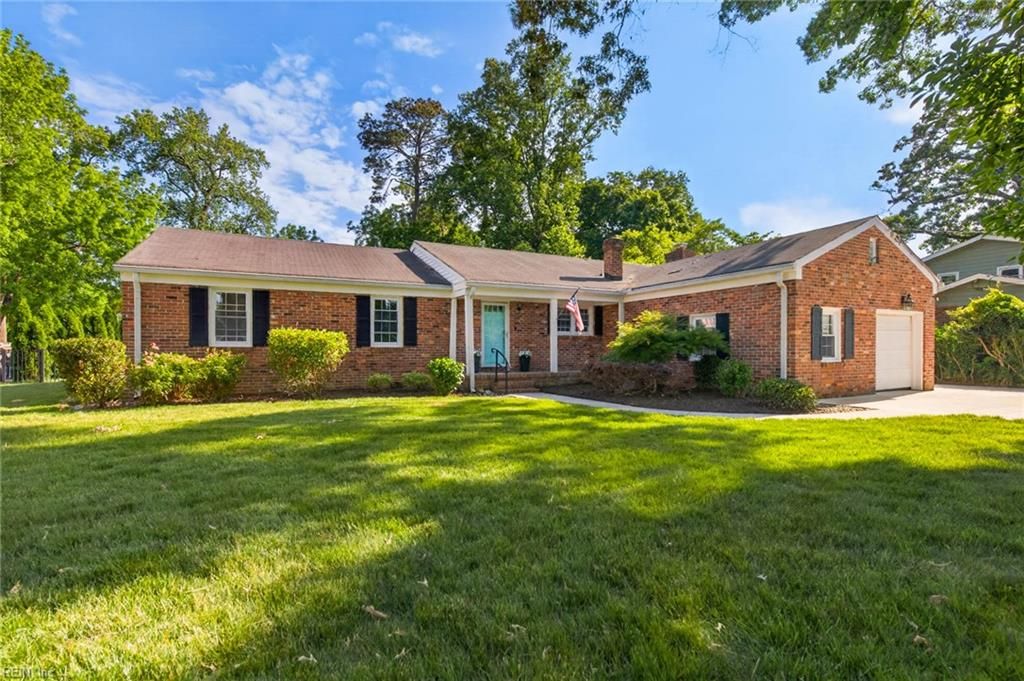 4341 Two Woods RD, Virginia Beach, VA 23455