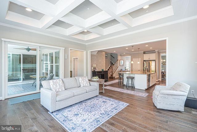 10214 BATTLE COLORS LN, Berlin, MD 21811