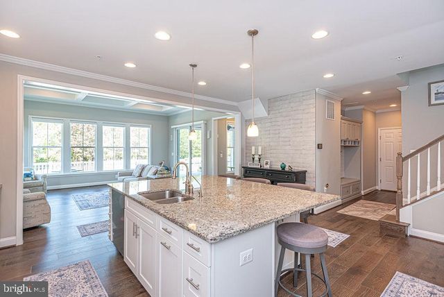 10214 BATTLE COLORS LN, Berlin, MD 21811