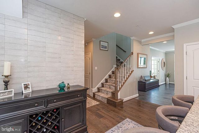 10214 BATTLE COLORS LN, Berlin, MD 21811