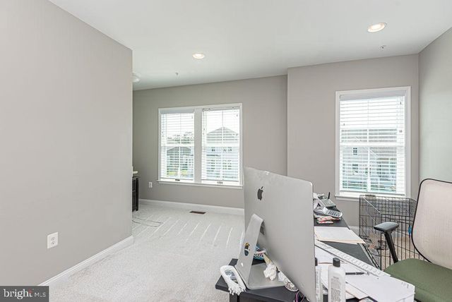 10214 BATTLE COLORS LN, Berlin, MD 21811