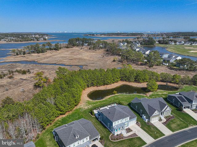 10214 BATTLE COLORS LN, Berlin, MD 21811