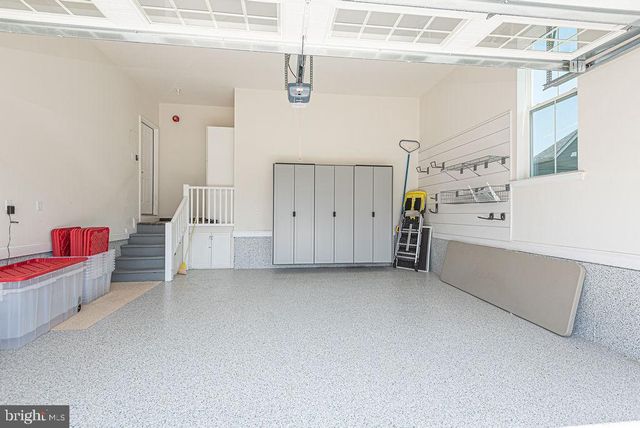 10214 BATTLE COLORS LN, Berlin, MD 21811