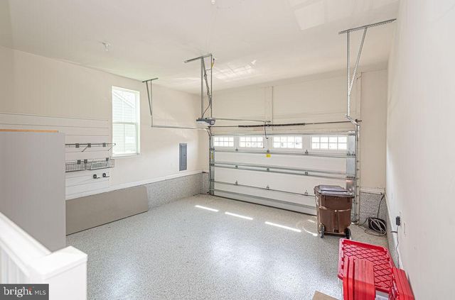 10214 BATTLE COLORS LN, Berlin, MD 21811