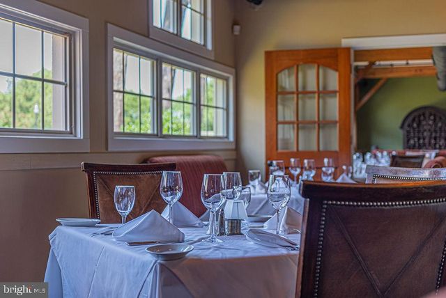 10214 BATTLE COLORS LN, Berlin, MD 21811