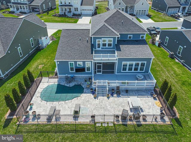 10214 BATTLE COLORS LN, Berlin, MD 21811