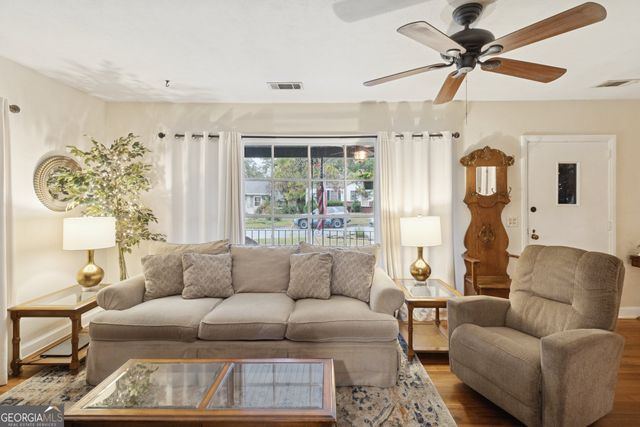 1405 E 54th Street, Savannah, GA 31404