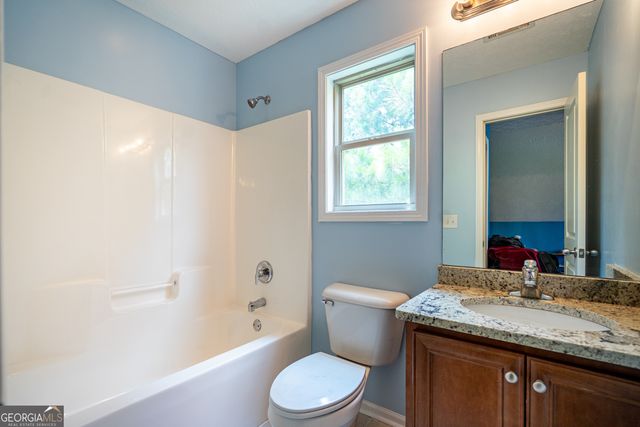125 Edgemont Court, Lagrange, GA 30240
