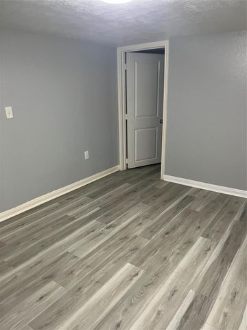 2721A Virginia Street, Baytown, TX 77520