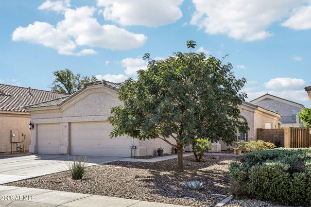 681 E RANCH Road, Gilbert, AZ 85296