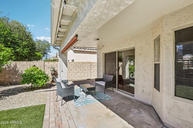 681 E RANCH Road, Gilbert, AZ 85296