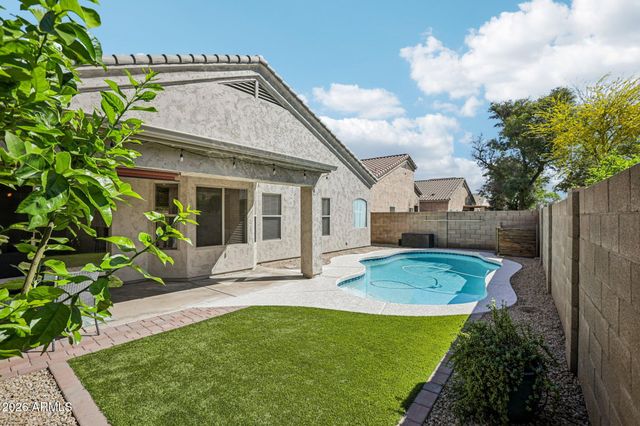 681 E RANCH Road, Gilbert, AZ 85296