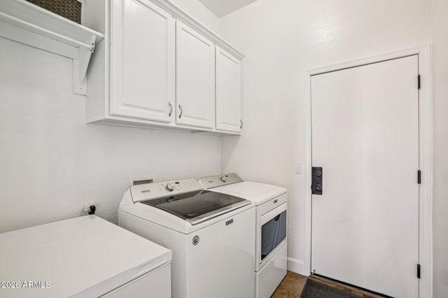 681 E RANCH Road, Gilbert, AZ 85296