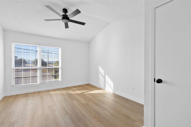 3801 14th Street 2006, Plano, TX 75074