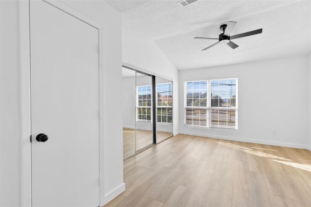 3801 14th Street 2006, Plano, TX 75074