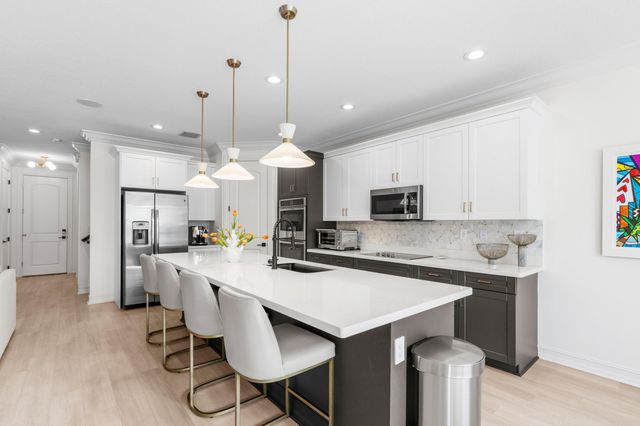 100 NW 69th Circle 82, Boca Raton, FL 33487