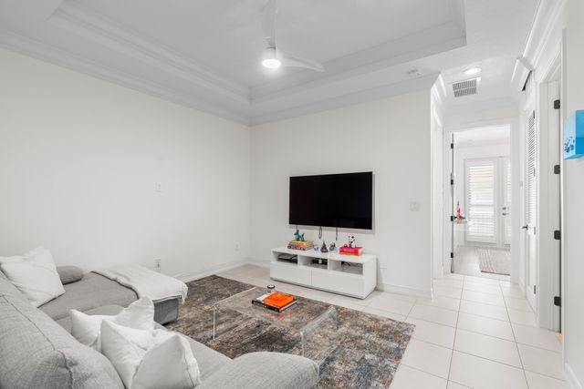 100 NW 69th Circle 82, Boca Raton, FL 33487