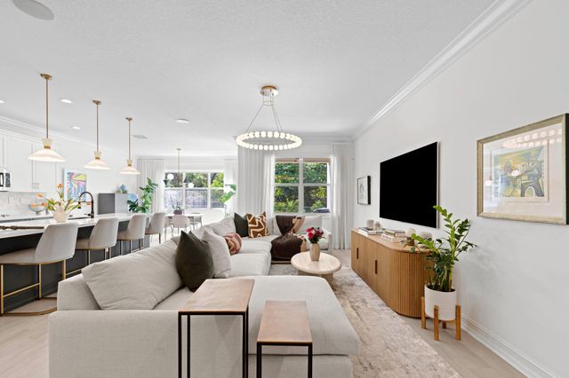 100 NW 69th Circle 82, Boca Raton, FL 33487