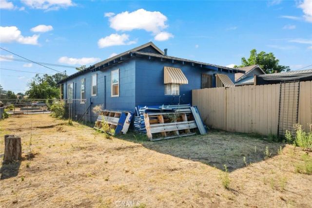 2718 El Noble Avenue, Oroville, CA 95966