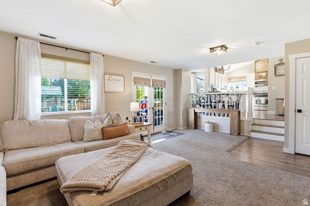 5372 W TICKLEGRASS RD, West Jordan, UT 84081