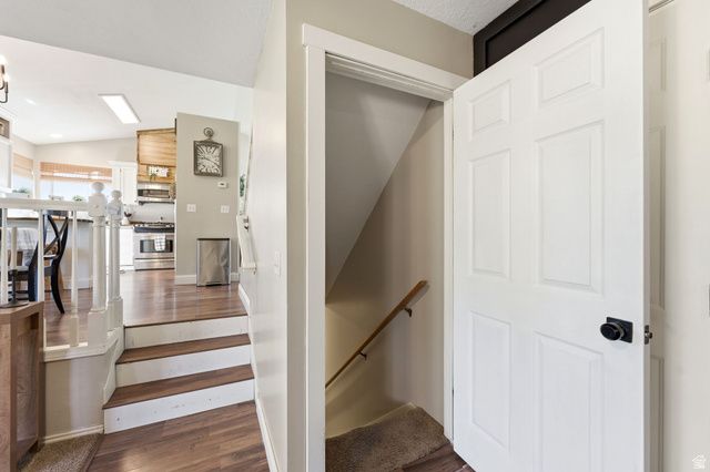5372 W TICKLEGRASS RD, West Jordan, UT 84081