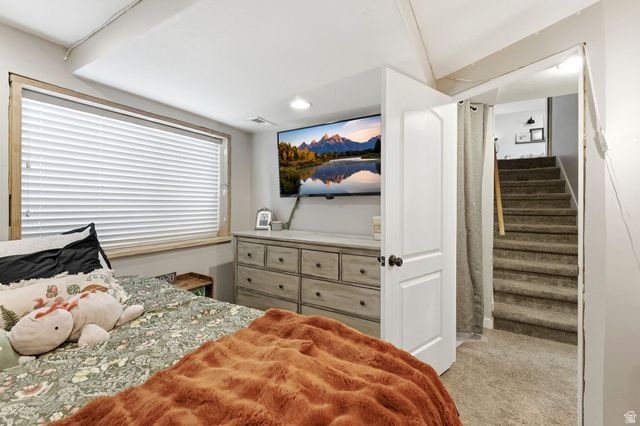 5372 W TICKLEGRASS RD, West Jordan, UT 84081