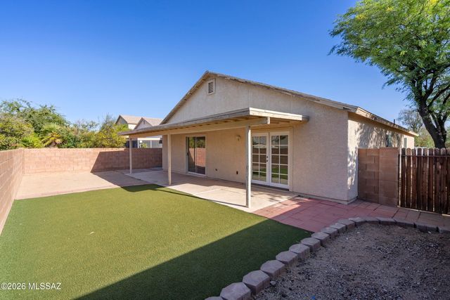 3619 W Sunbonnet Place, Tucson, AZ 85742