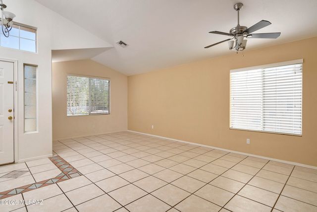 3619 W Sunbonnet Place, Tucson, AZ 85742