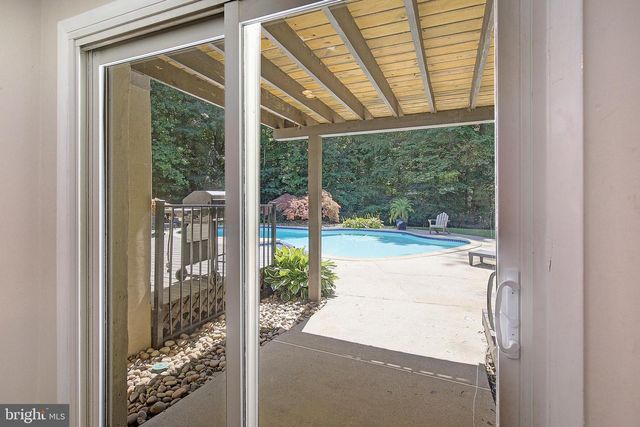 2190 HALLMARK CT, Gambrills, MD 21054